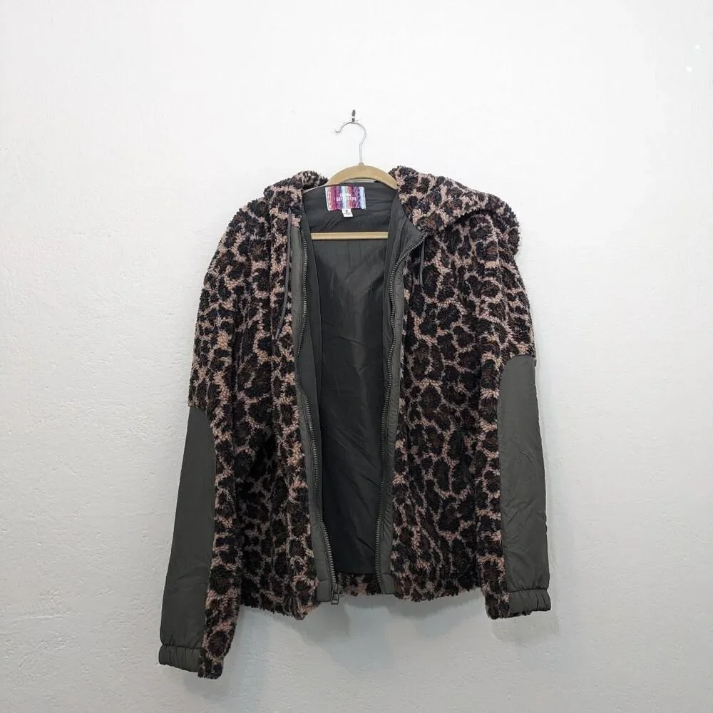 Green Leopard Cheetah Oversized Fleece Sherpa Zip Up Hooded Unisex Jacket - Picture 2 of 5